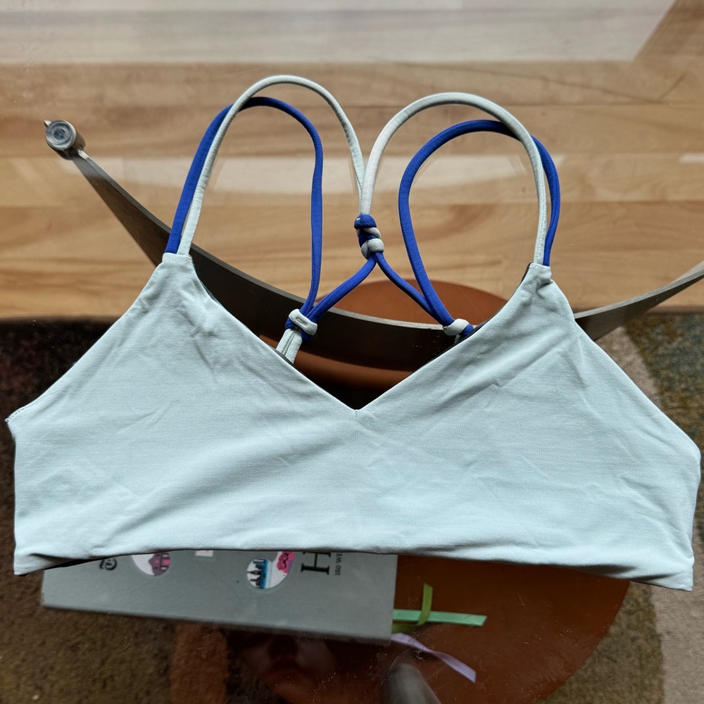 Reversible ivivia (lululemon kids) sports bra